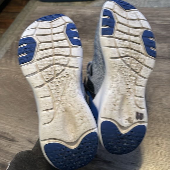 Nike training easy slip on sneakers size 7 - Picture 6 of 6